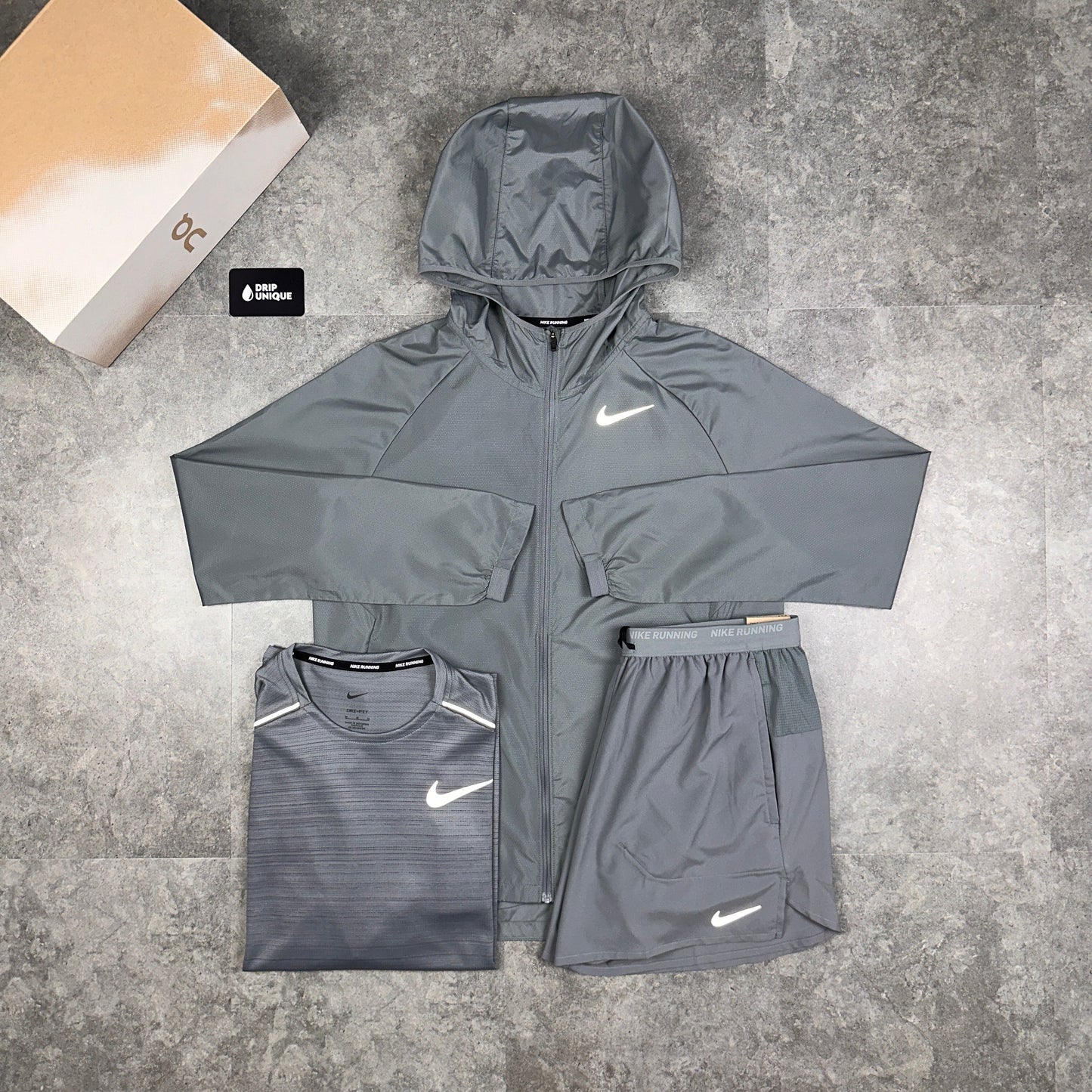 Nike Essential Windrunner Jacket Grey