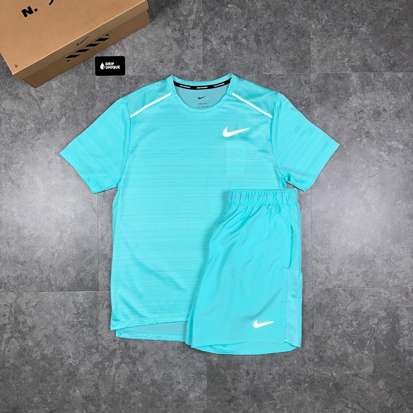 Nike Dri-Fit Challenger Shorts 7" Turquoise