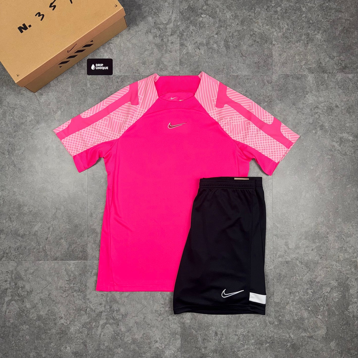 Nike Dri-Fit Strike Shorts 7" Black