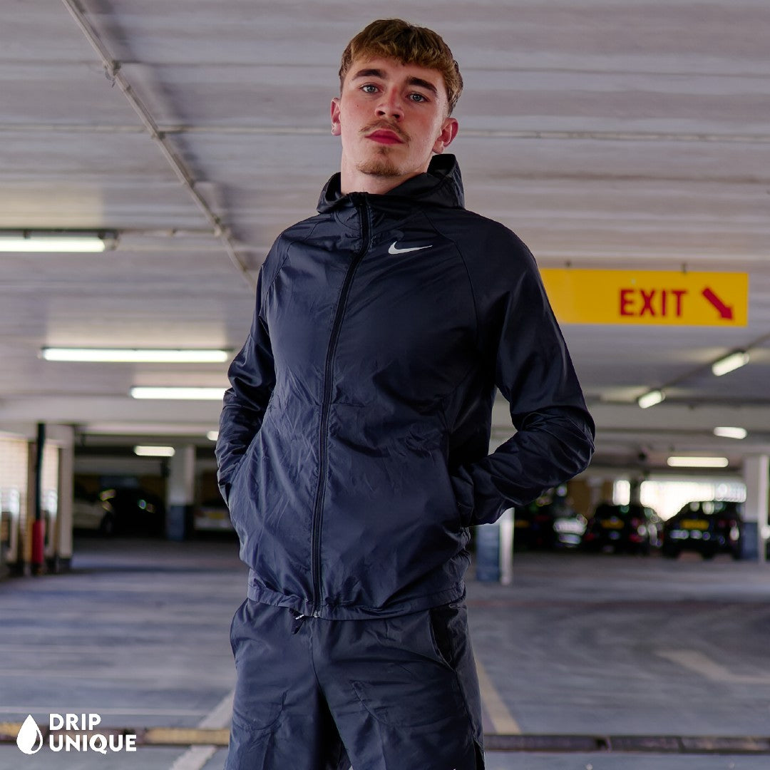 Nike Essential Windrunner Jacket Black