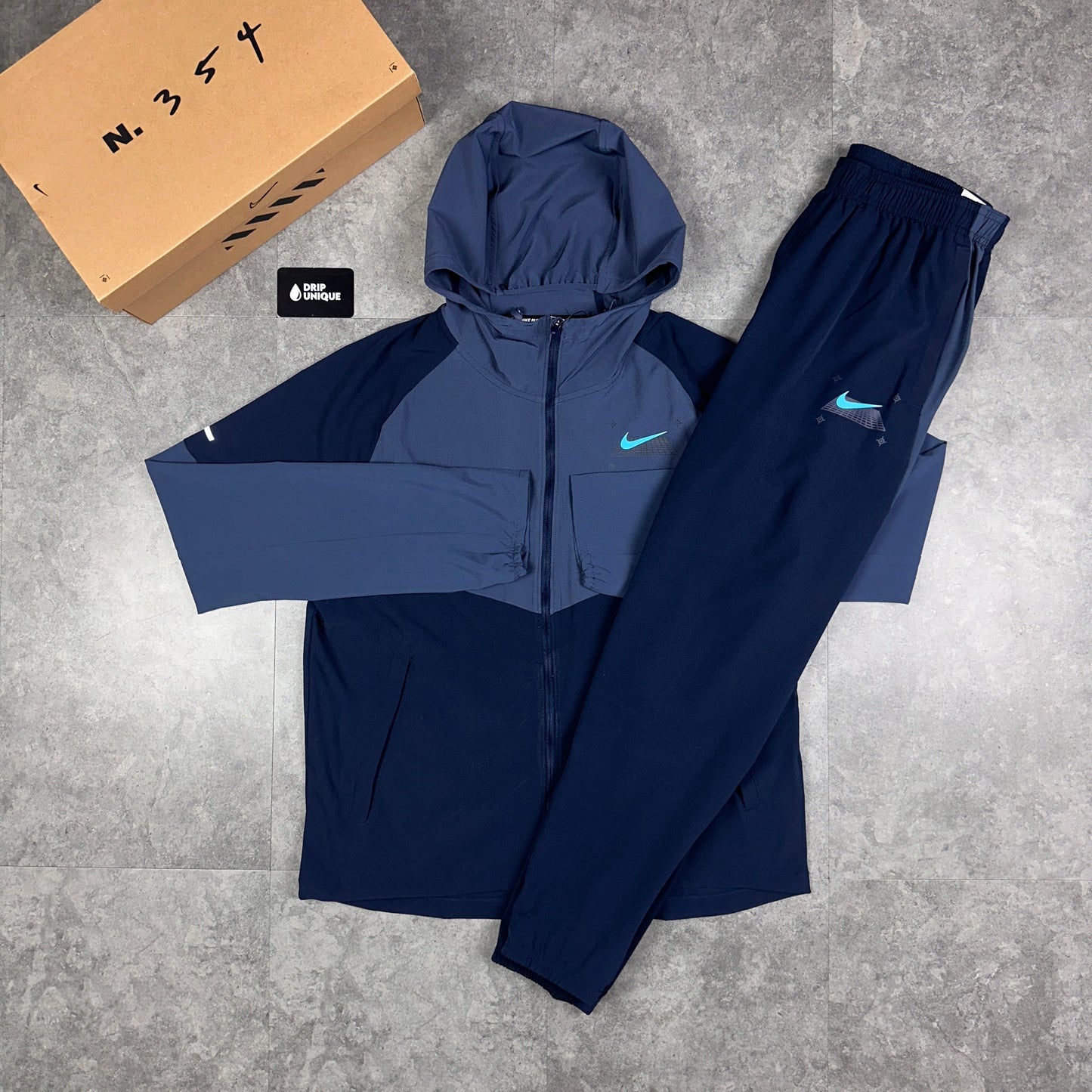 Nike Graphic Performance Challenger Pants Navy