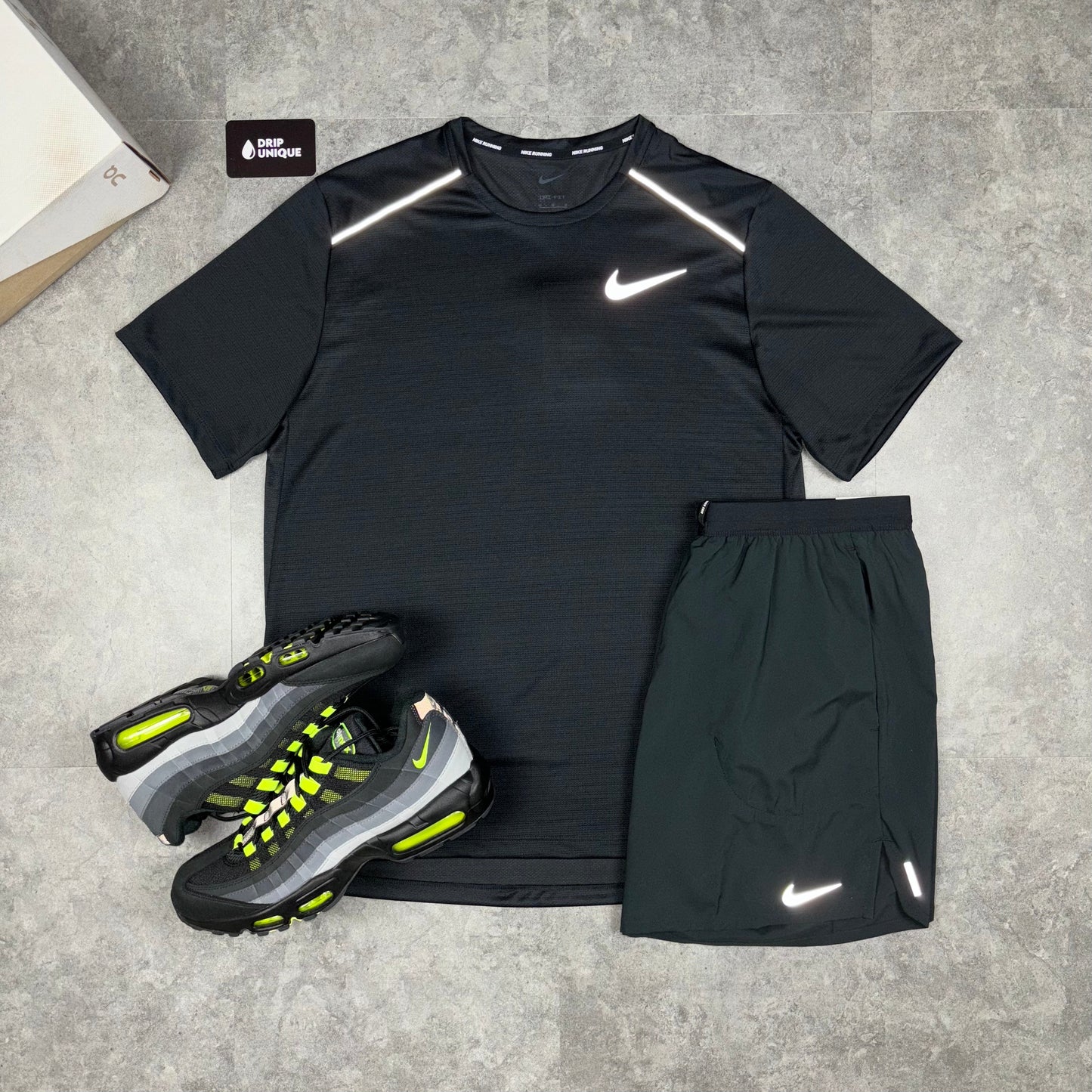 Nike Miler T-Shirt Black