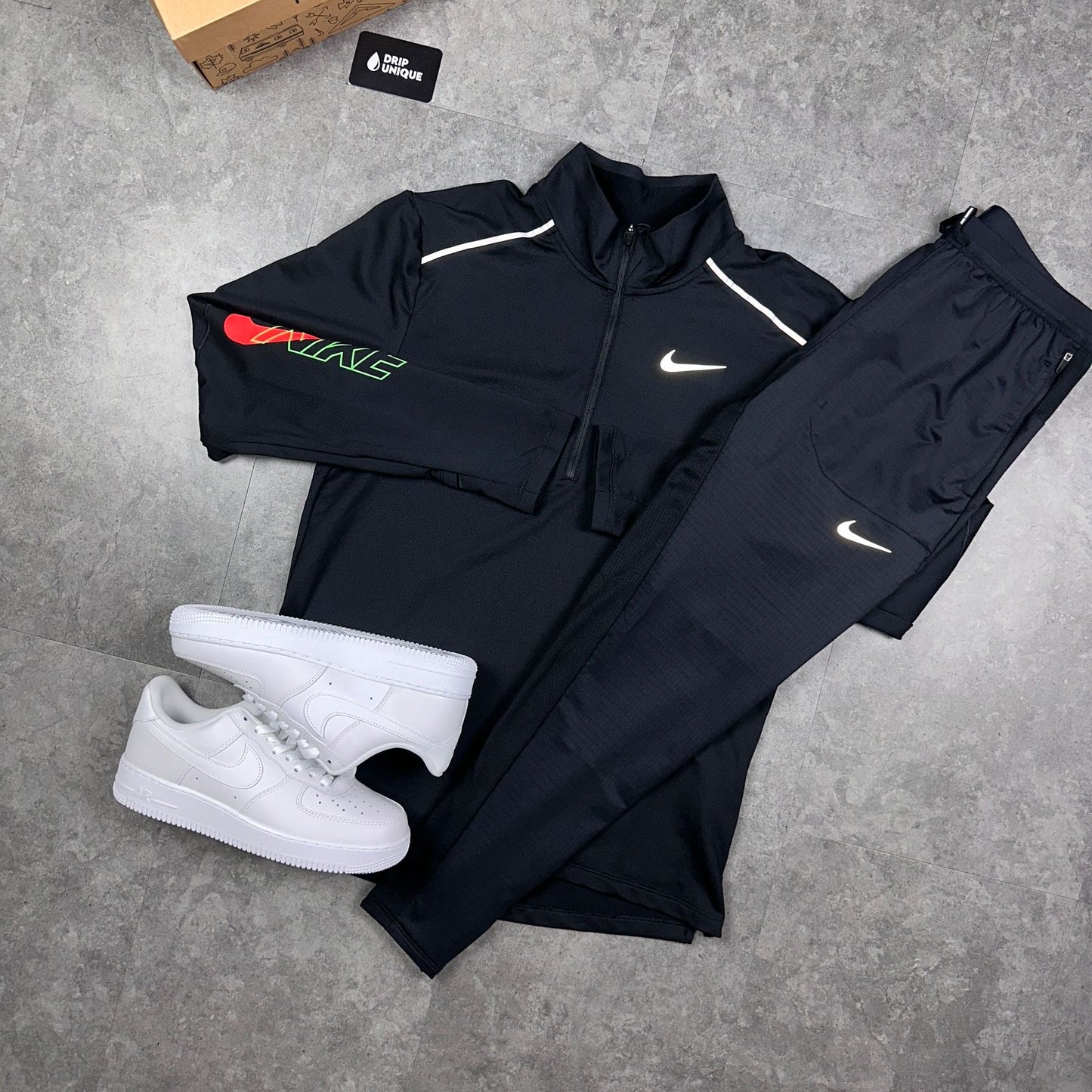 Nike NK Element 1/4 Zip Top Black