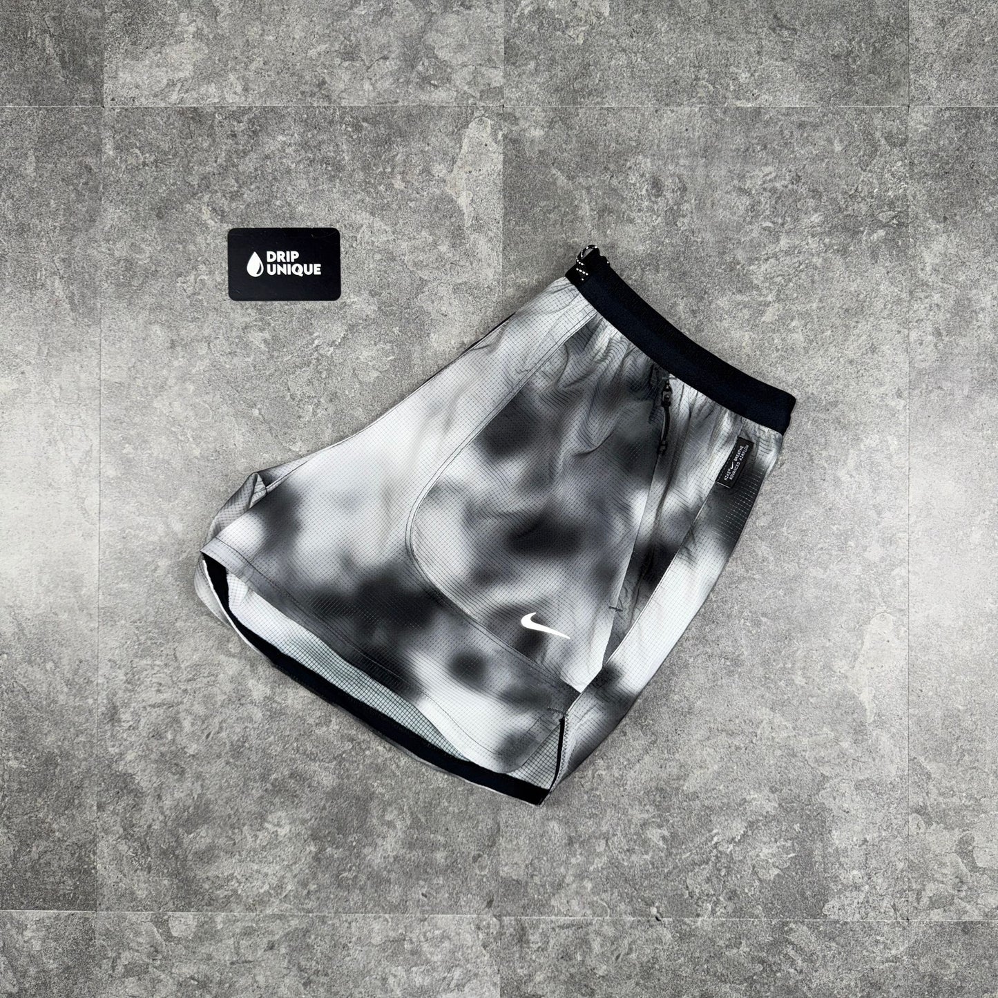 Nike Running Division Distorted Flex Stride Shorts 5" Black