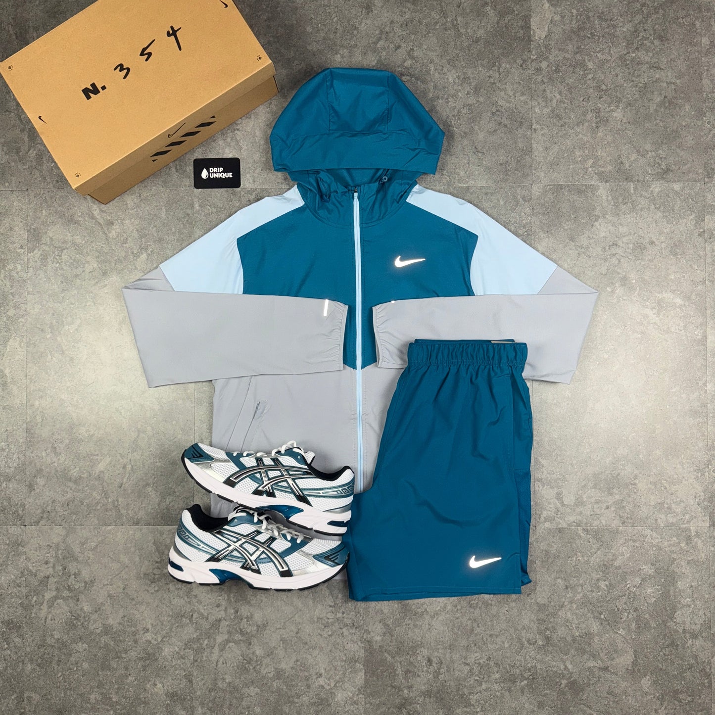 Nike UV Windrunner Jacket Green Abyss