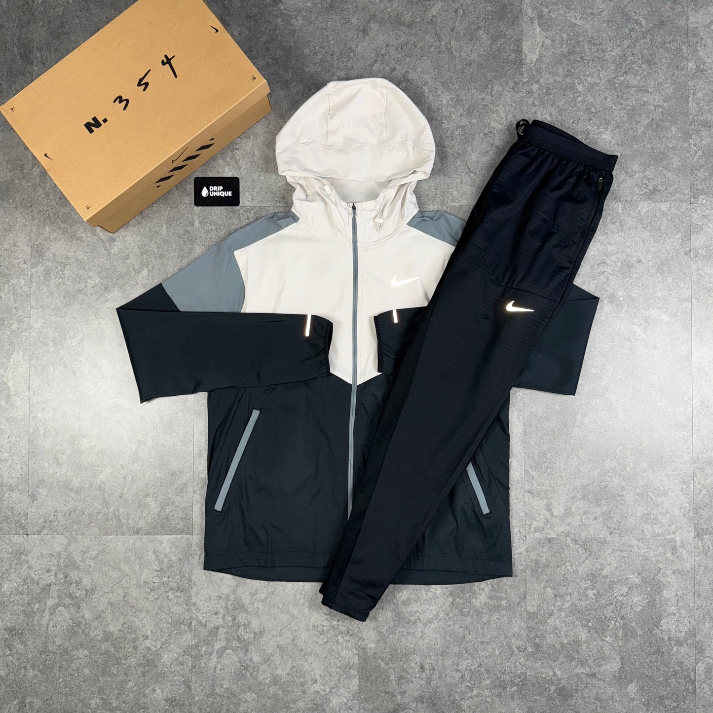 Nike UV Windrunner Jacket Light Bone & Black Nike Phenom Pants Set