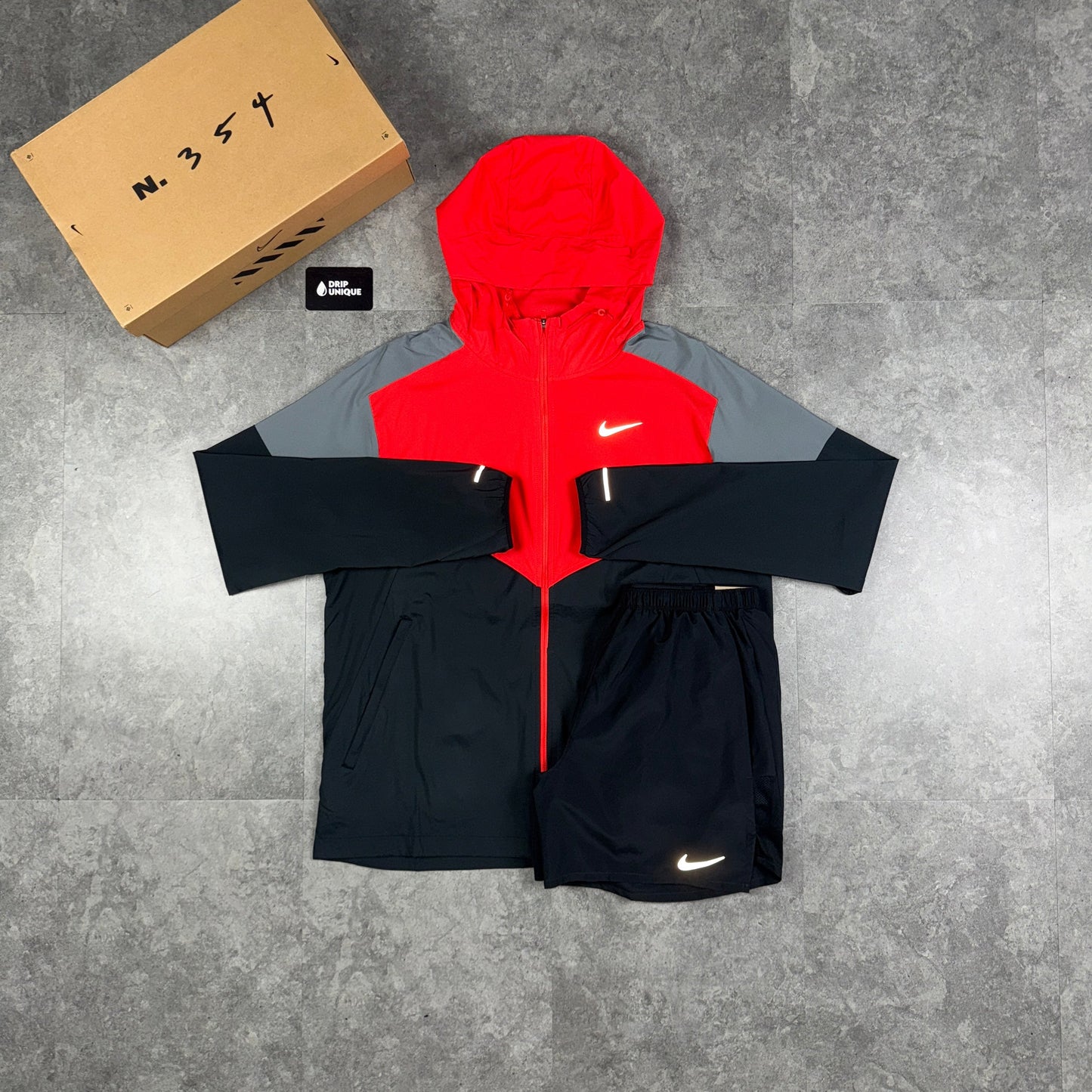 Nike UV Windrunner Jacket Light Crimson Red