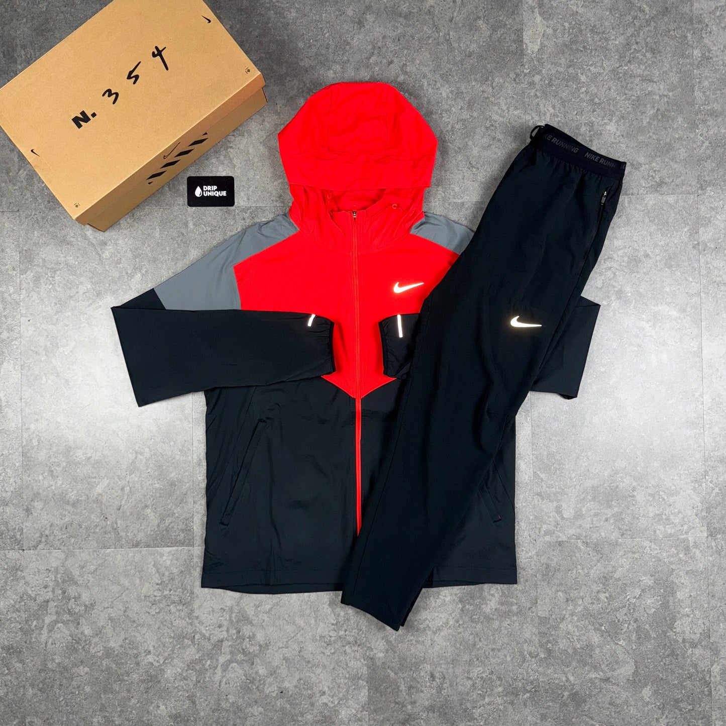 Nike UV Windrunner Jacket Light Crimson Red
