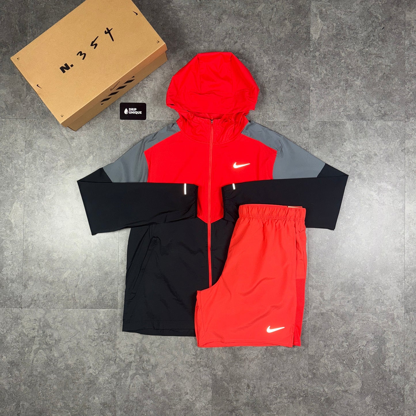 Nike Dri-Fit Challenger Shorts 7" Light Crimson