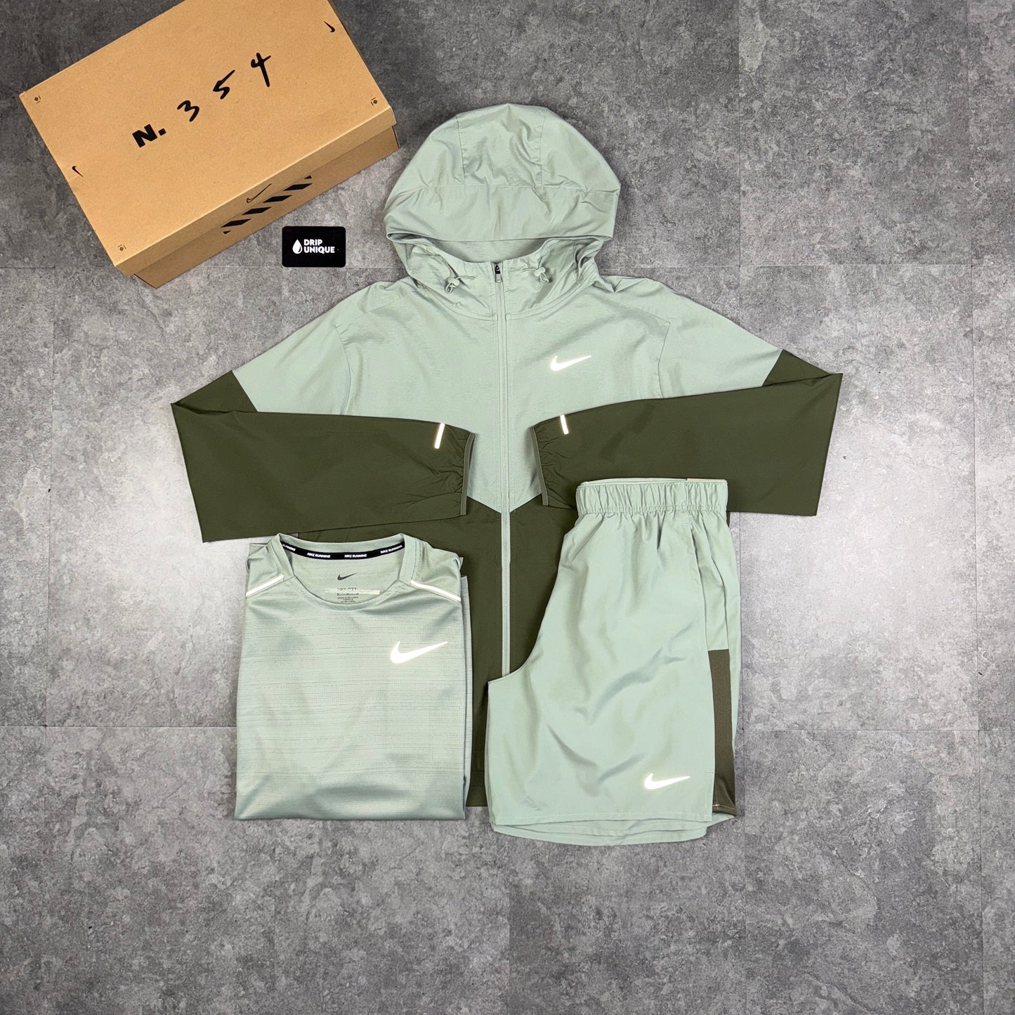 Nike UV Windrunner Jacket Jade Green