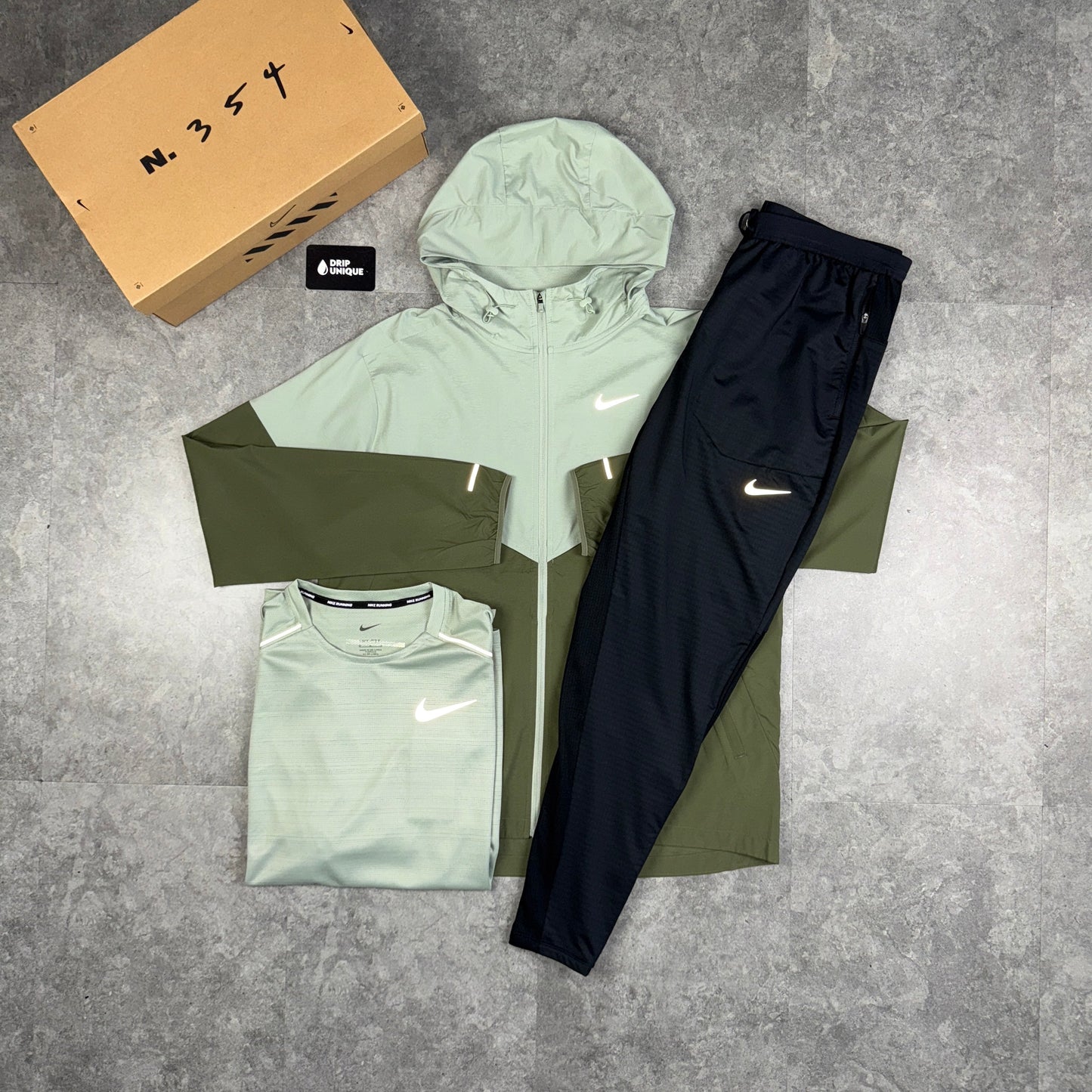 Nike UV Windrunner Jacket Jade Green