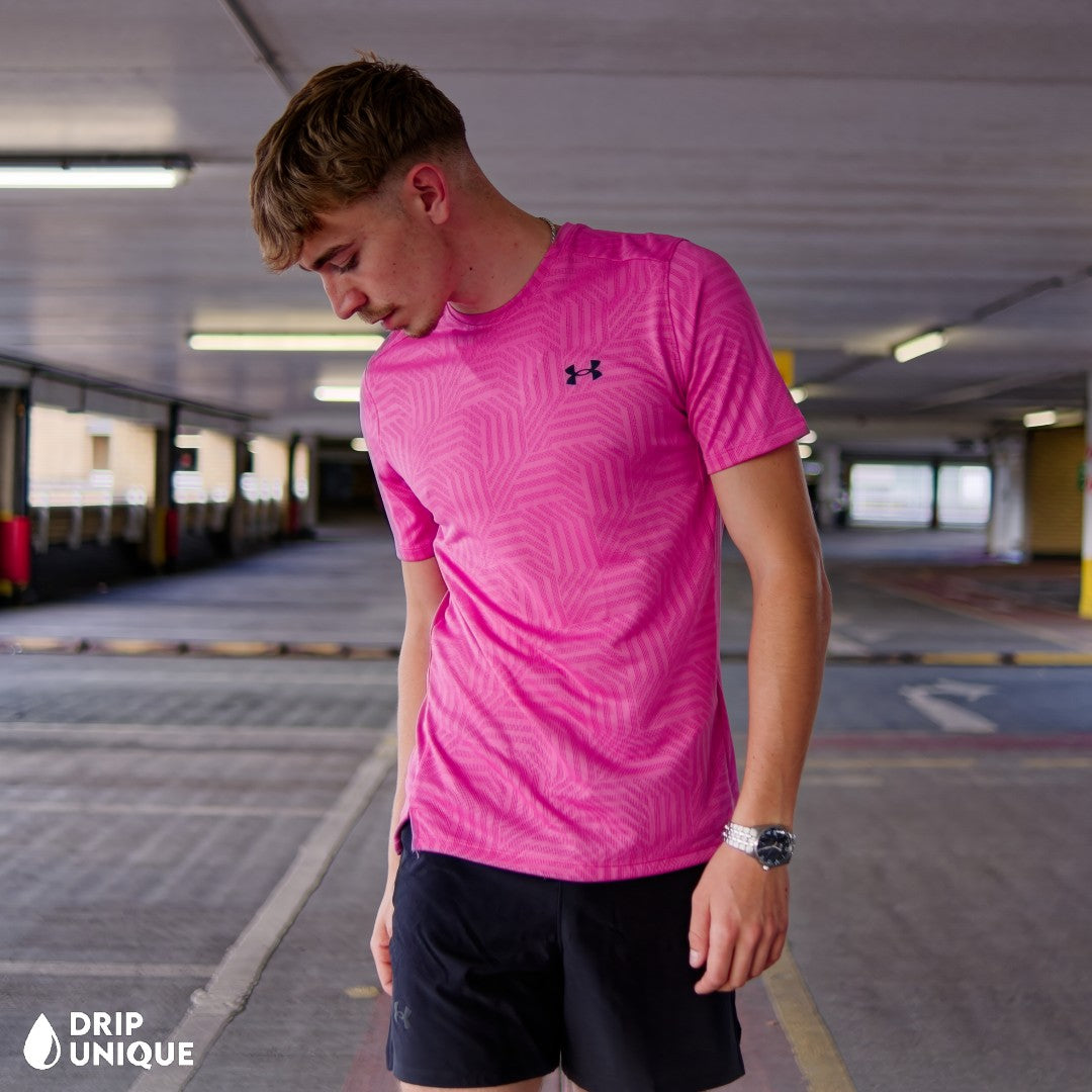 Under Armour Geo Tessa Vent T-Shirt Pink & Launch Speedpocket Shorts Set