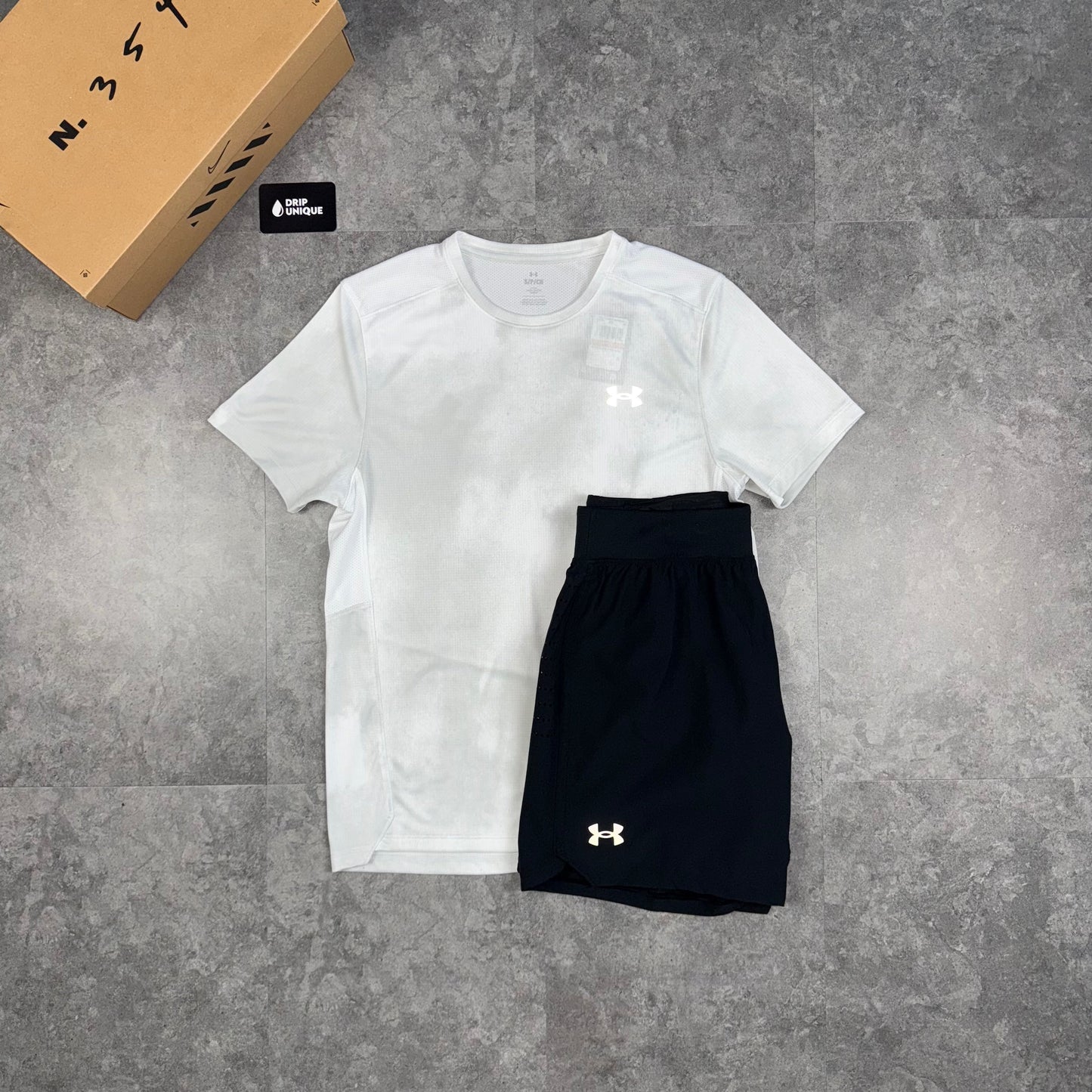 Under Armour Speed Stride T-Shirt White & Launch Speedpocket Shorts Set