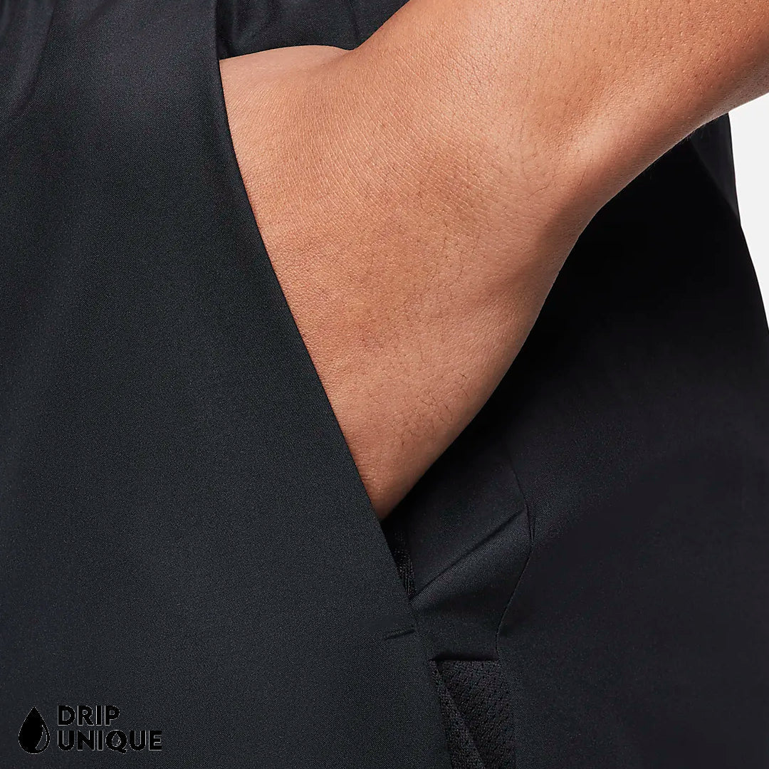 Nike Dri-Fit Challenger Shorts 7" Black