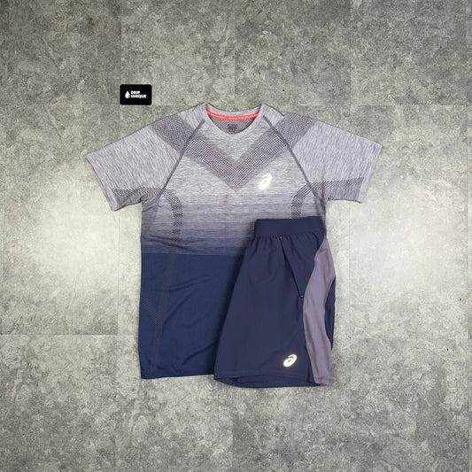 Asics Seamless Performance T-Shirt Lavender & Lavender Icon Shorts Set