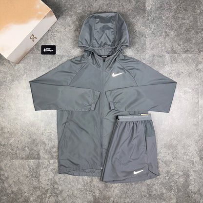 Nike Essential Windrunner Jacket Grey