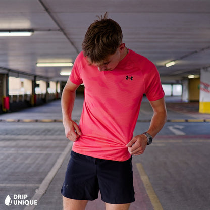 Under Armour Jacquard T-Shirt Salmon & Launch Speedpocket Shorts Set