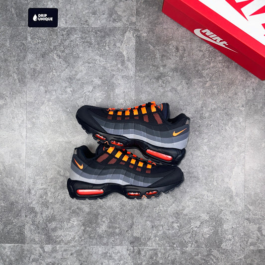 Nike Air Max 95 Hyper Crimson