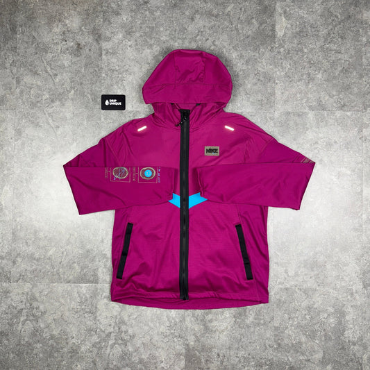 Nike DYE Wildrun Windrunner Jacket Pink