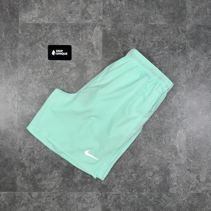 Nike Dri-Fit Challenger Shorts 7" Mint Foam