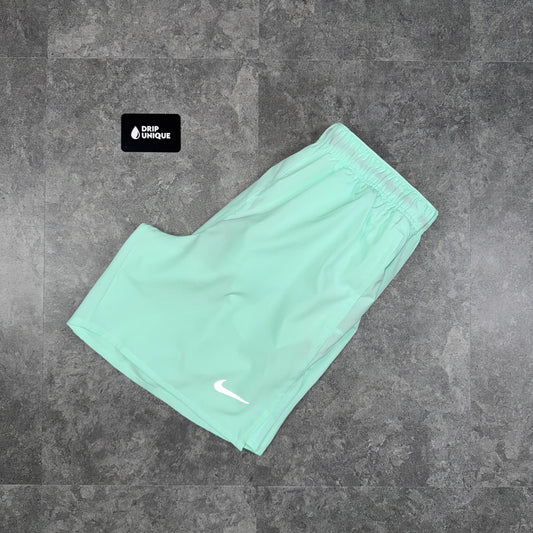 Nike Dri-Fit Challenger Shorts 7" Mint Foam