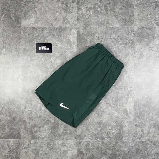 Nike Dri-Fit Challenger Shorts 5" Vintage Green