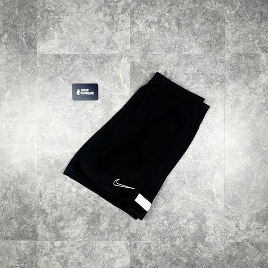 Nike Dri-Fit Strike Shorts 7" Black