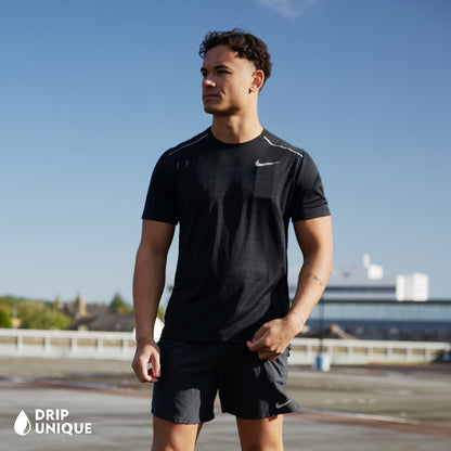 Nike Miler T-Shirt Black & Black Flex Stride Shorts Set