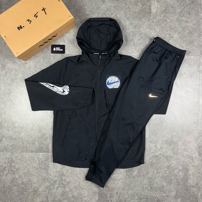 Nike Running Division Wildrun Windrunner Jacket Black