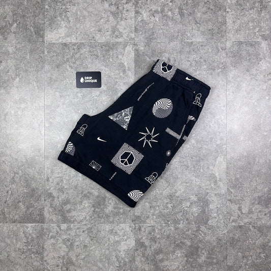 Nike Therma Fit Graphic Fleece Shorts Black