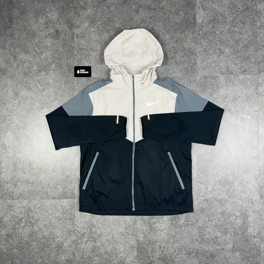 Nike UV Windrunner Jacket Light Bone