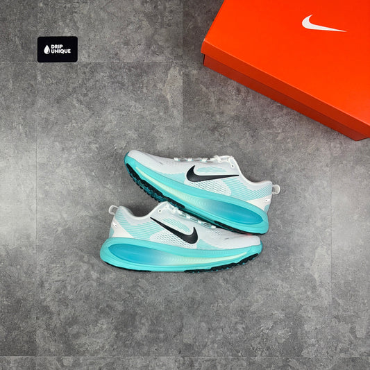 Nike Vomero 18 Teal