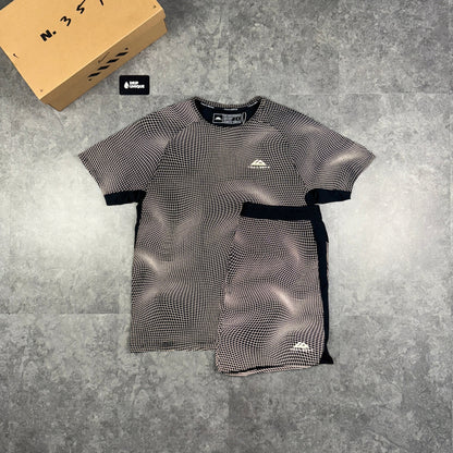 Trailberg Aspect T-Shirt Black & Black Aspect Shorts Set